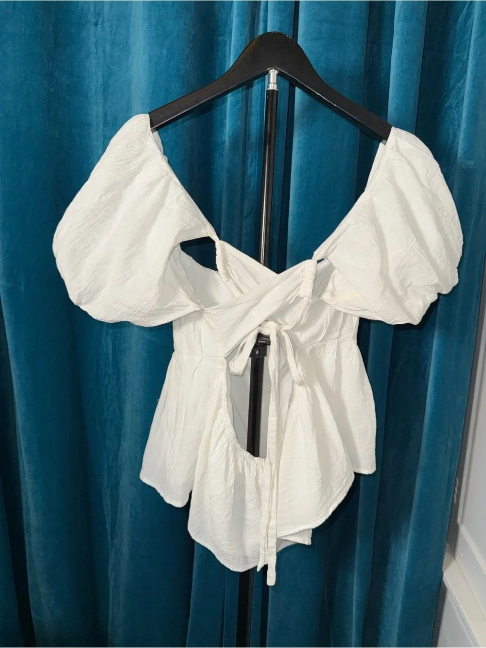 Astr feminine chic